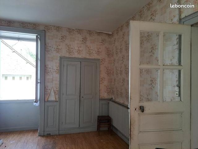 Maison vente à Mayenne, Mézangers