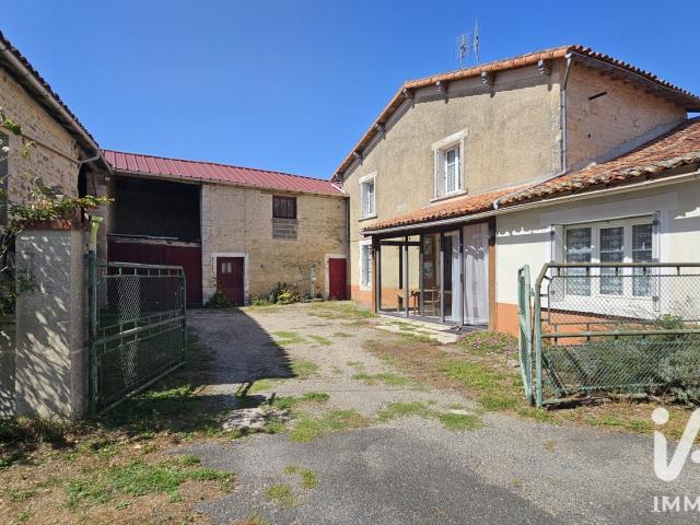 Maison vente à Les Inchauds, Charmé