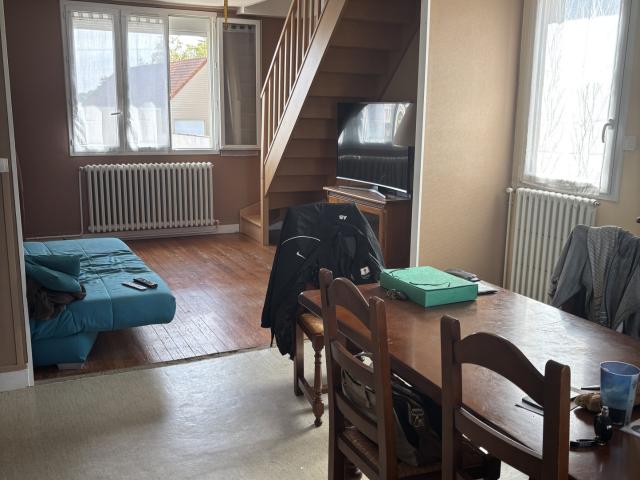 Maison vente à Mamers, Connerré