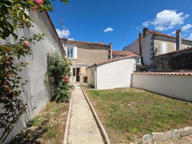 Maison location à Cognac