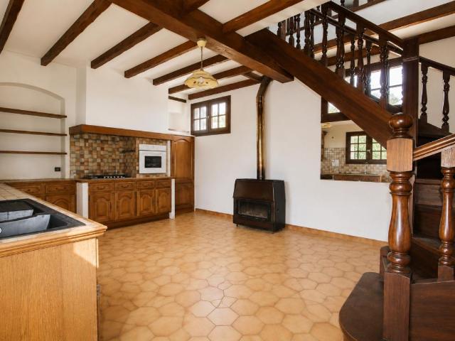 Maison vente à Narbonne, Coursan