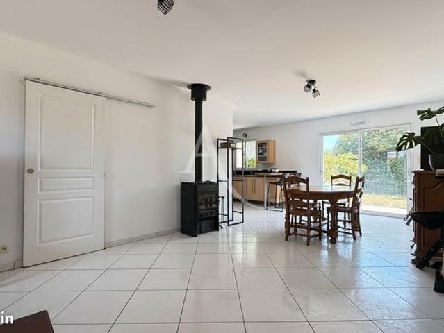 Maison vente à La Roche-sur-Yon, Fougeré
