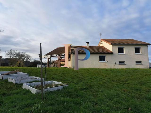 Maison vente à Roanne, Cuinzier