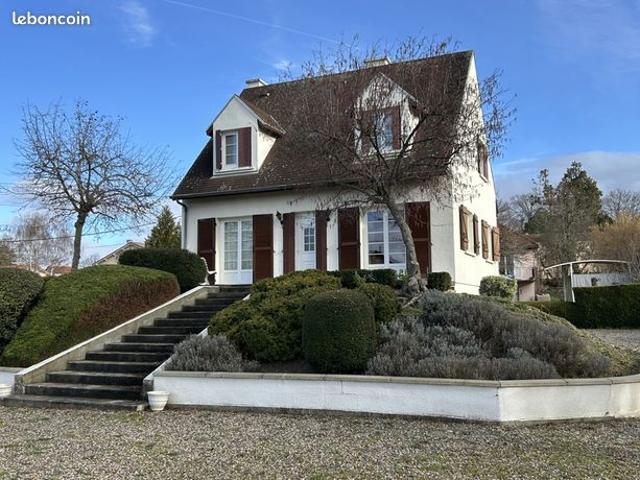 Maison vente à Riom, Les Martres-d'artière