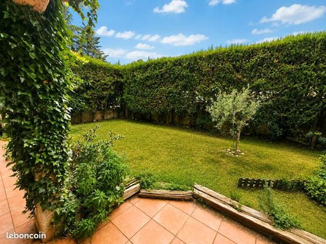 Maison vente à Aix-en-Provence, Lambesc