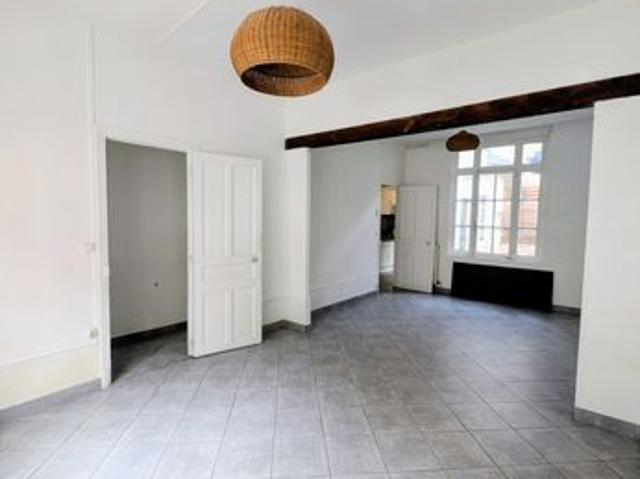 Maison vente à Saint-Quentin, Saint-quentin