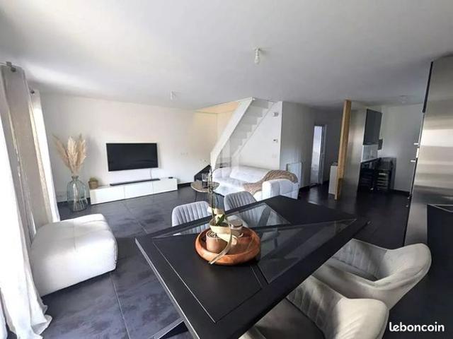 Maison vente à Grenoble, Vif
