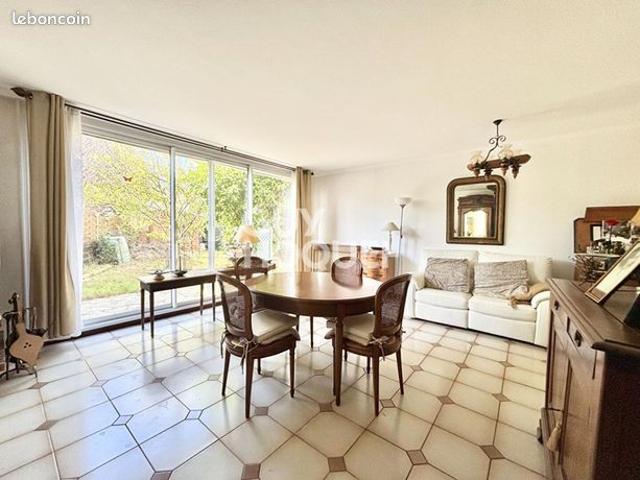 Maison vente à Évry, Bondoufle