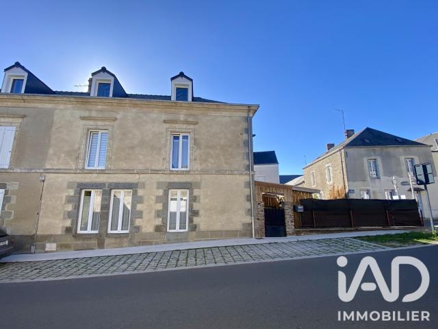 Maison vente à Les Viviers, Champgenéteux