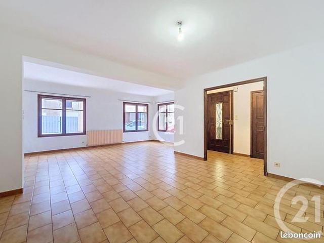 Maison vente à Arles, Aureille