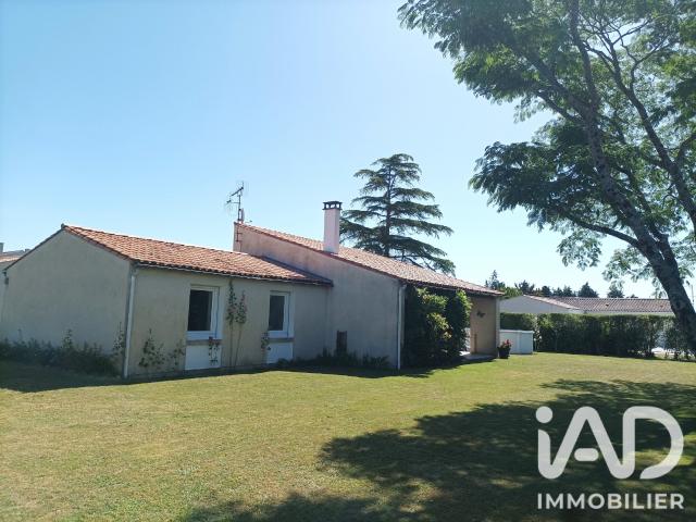 Maison vente à Saintes, Corme-royal