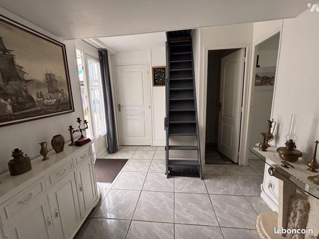 Maison vente à Fontainebleau, Souppes-sur-loing