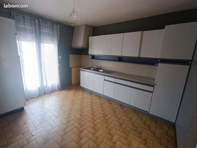 Maison vente à Guingamp, Bretagne