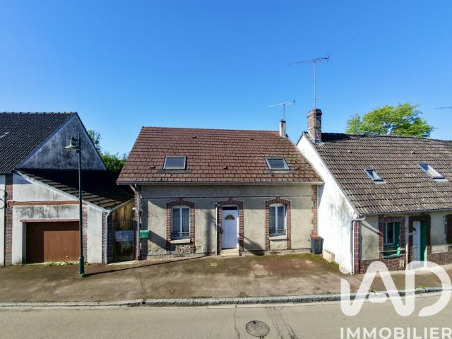 Maison vente à Montargis, Château-renard