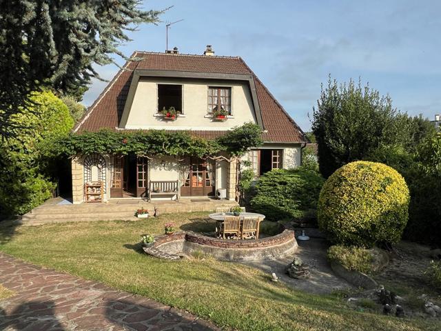 Maison vente à Saint-Germain-en-Laye, Le Pecq