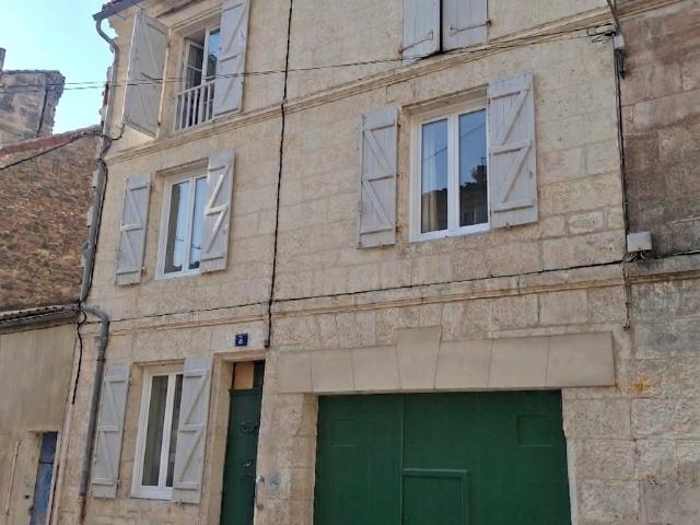 Maison vente à Angoulême, Aignes-et-puypéroux