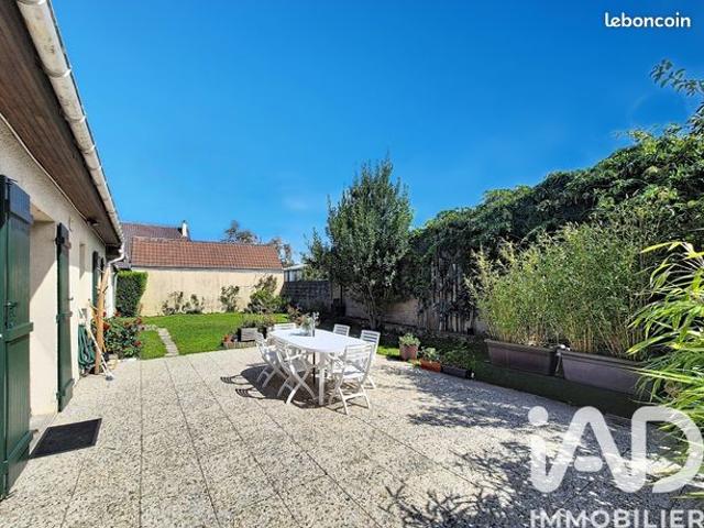 Maison vente à Rambouillet, Le Mesnil-saint-denis