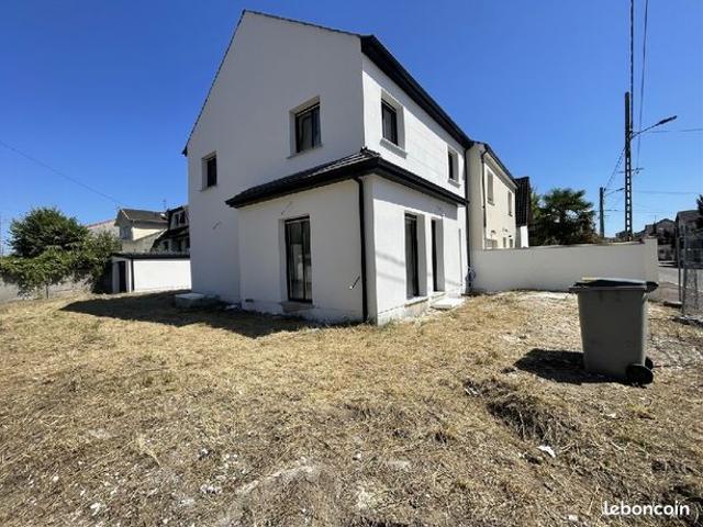 Maison vente à Tremblay-en-france, Martinique