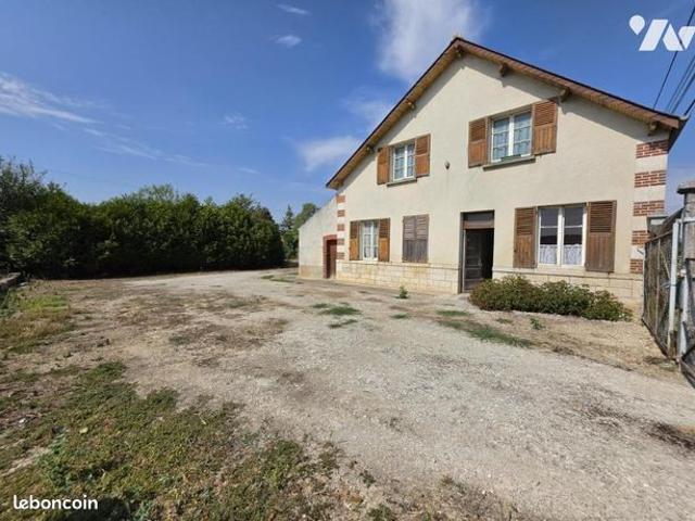 Maison vente à Montargis, Treilles-en-gâtinais