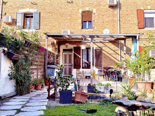 Maison vente à Arles