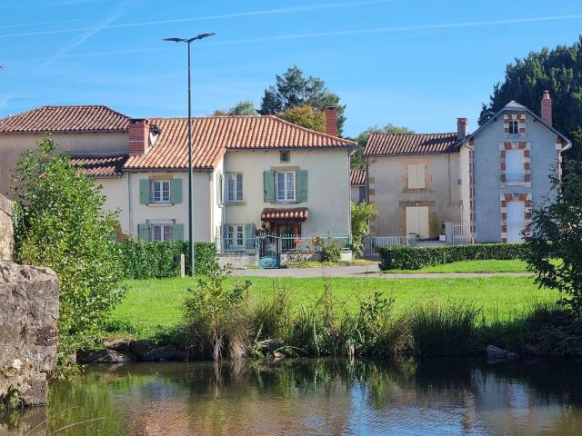 Maison vente à Montmorillon, Pressac