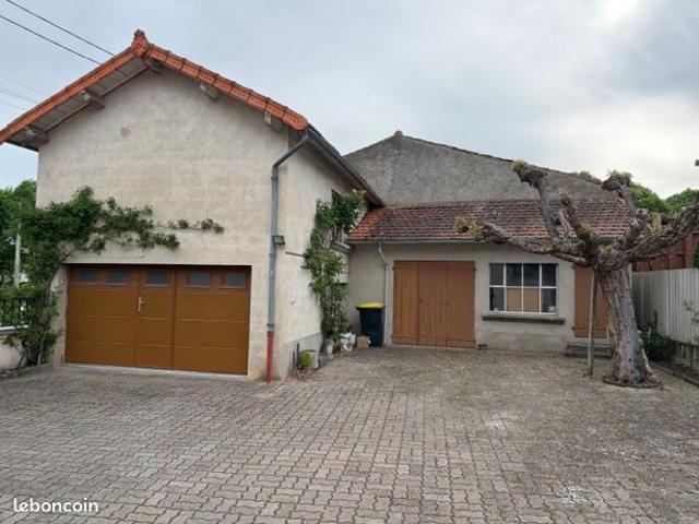 Maison vente à Riom, Saint-andré-le-coq