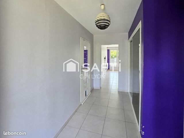 Maison vente à Saumur, Saulgé-l'hôpital