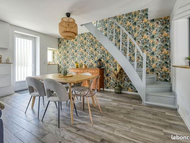 Maison vente à Lure, La Montagne