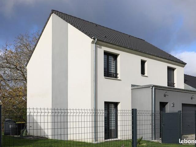 Maison vente à Évry, Petit-bourg
