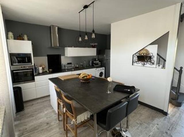 Maison vente à Saint-Jean-d'Angély, Saint-jean-d'angély