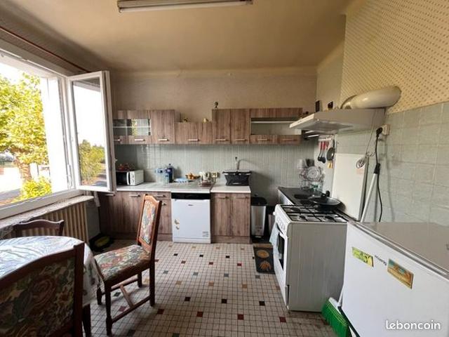 Maison vente à Nontron, Mialet