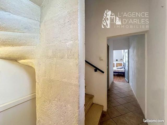 Maison vente à Arles, Bouches-du-Rhône