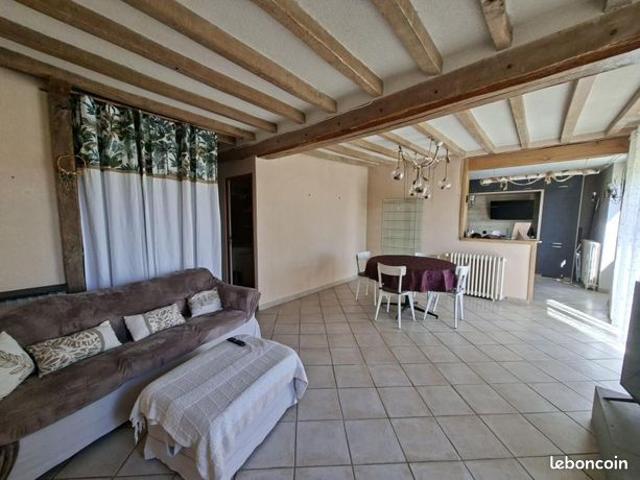 Maison vente à La Flèche, Crosmières