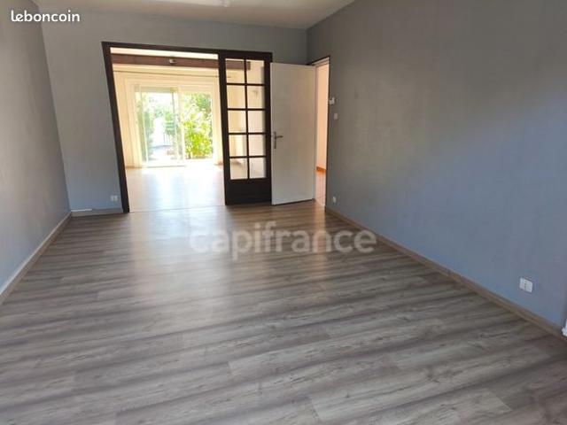 Maison vente à Narbonne, Bize-minervois