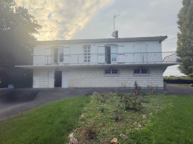 Maison vente à Saint-hilaire-de-villefranche, Charente-Maritime