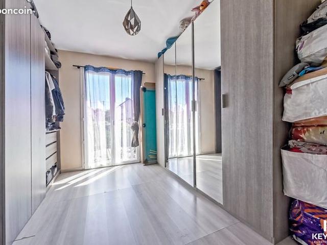 Maison vente à Pontoise, Persan