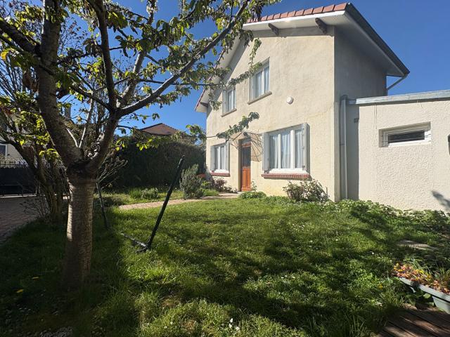 Maison vente à Versailles, Saint-cyr-l'ecole