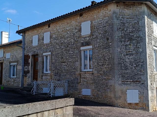 Maison vente à Confolens, Verteuil-sur-charente