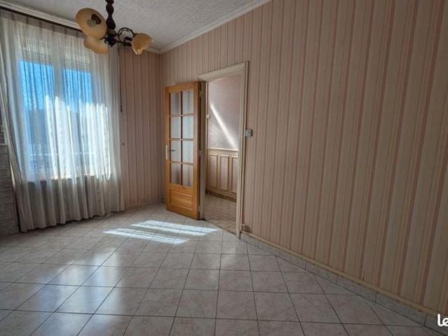 Maison vente à Pontoise, Persan