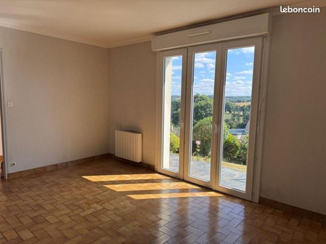 Maison vente à Guingamp, Bretagne