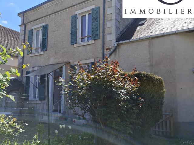 Maison vente à Saint-Amand-Montrond, Venesmes