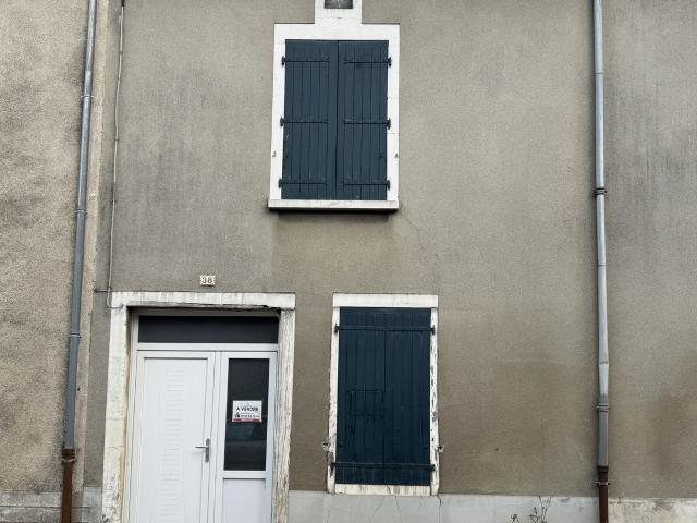 Maison vente à Saint-Claud, Charente