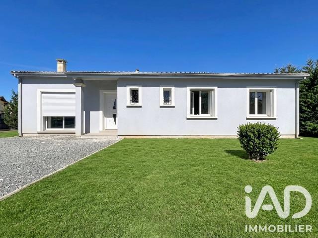 Maison vente à Coly, Le Pizou
