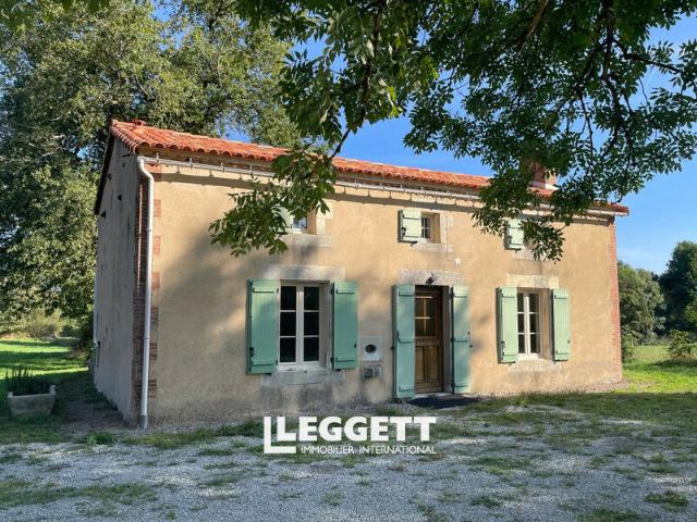 Maison vente à Confolens, Abzac