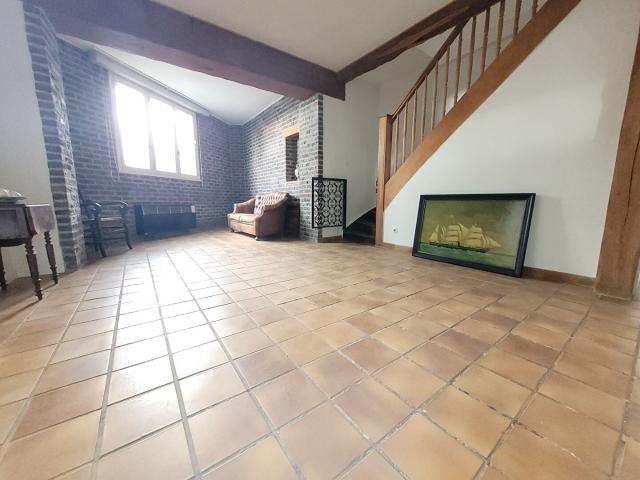 Maison vente à Arras, Farbus