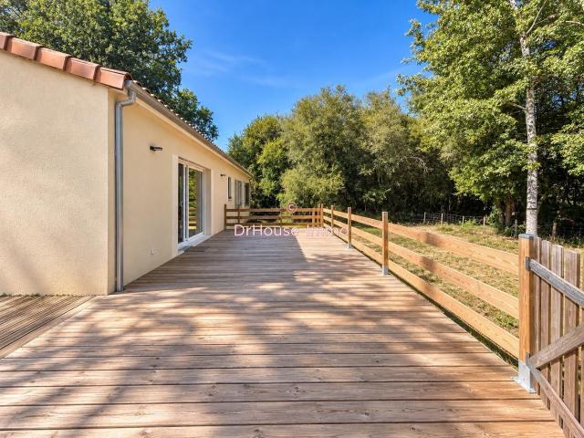 Maison vente à À l'Intendant-Ouest, Romagne