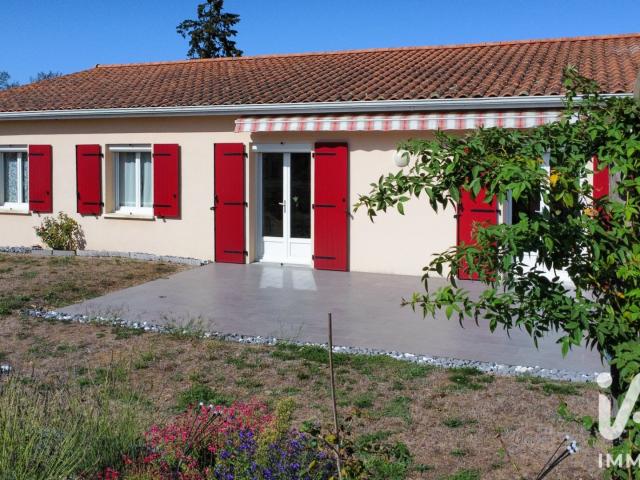 Maison vente à Chabanais, Charente