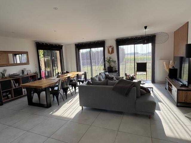 Maison vente à Vitry-le-François, Sainte-marie-du-lac-nuisement