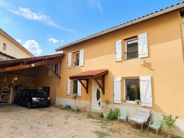 Maison vente à La Roche, Saint-Georges-Haute-Ville