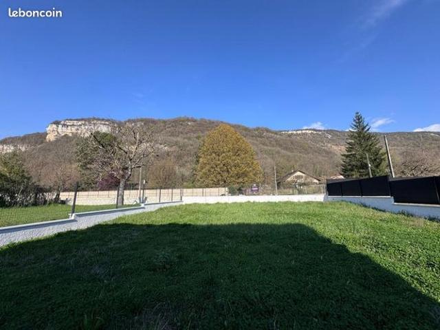 Maison vente à Belley, Montagnieu
